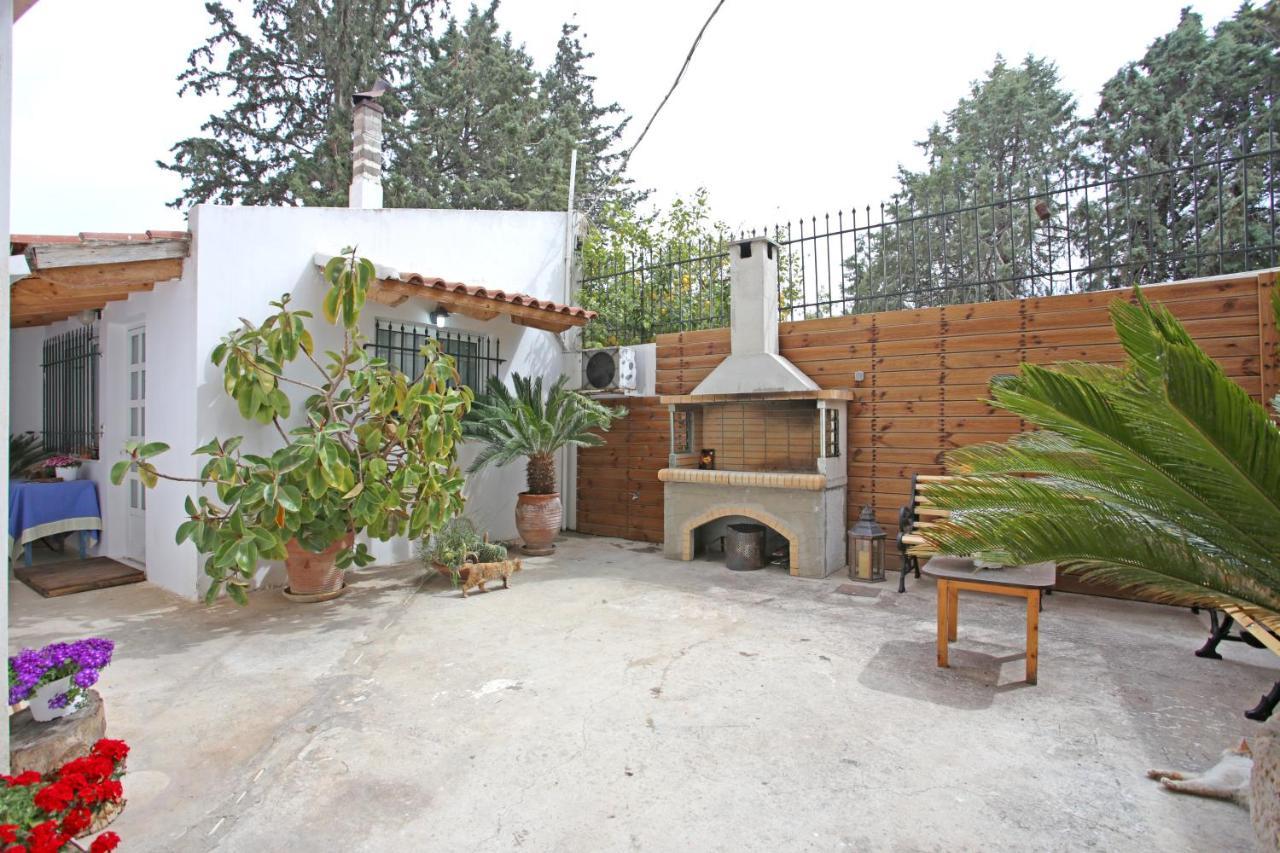 House Near The Athens Airport, Spata. Dış mekan fotoğraf